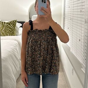 Adjustable Tie Floral Top